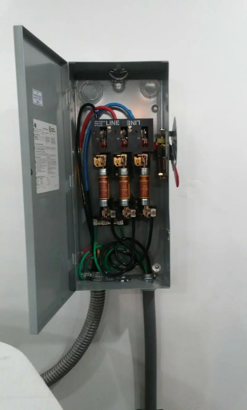 Three-phase disconnect switch installed for Electrical Wiring & Rewiring in Fruit Cove